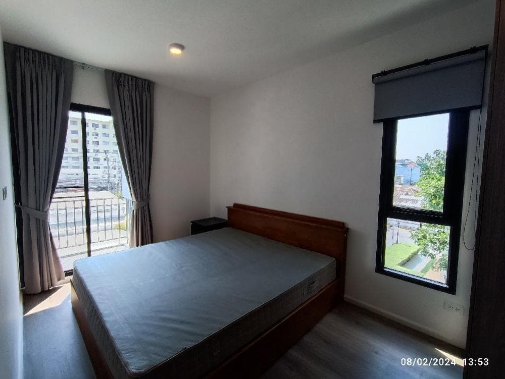 Photos