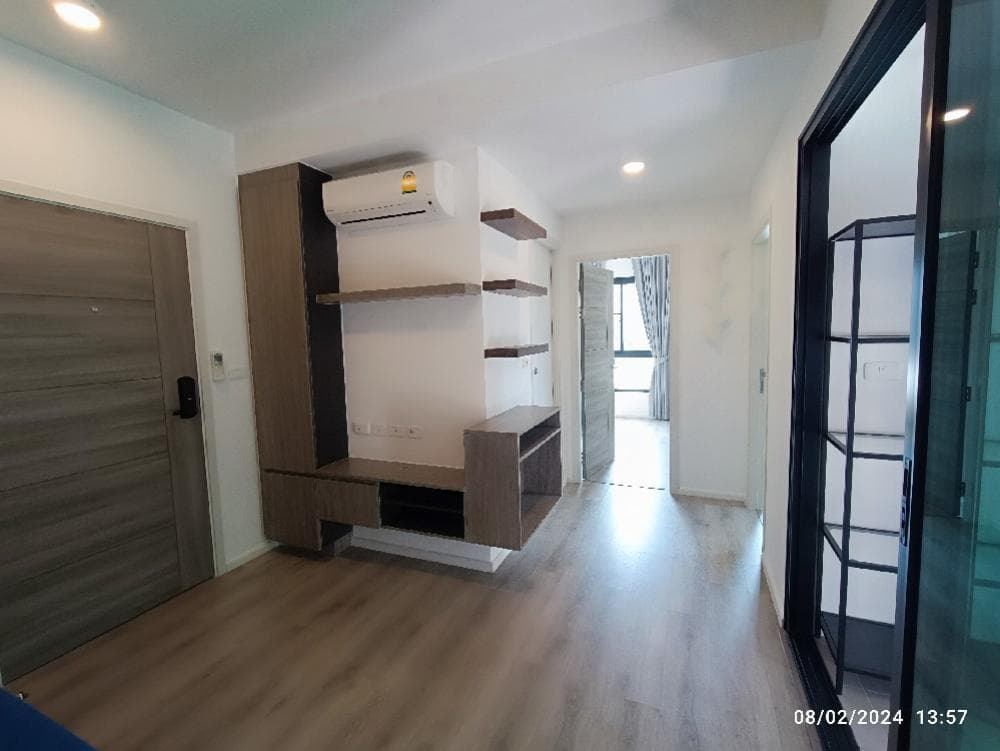 Photos