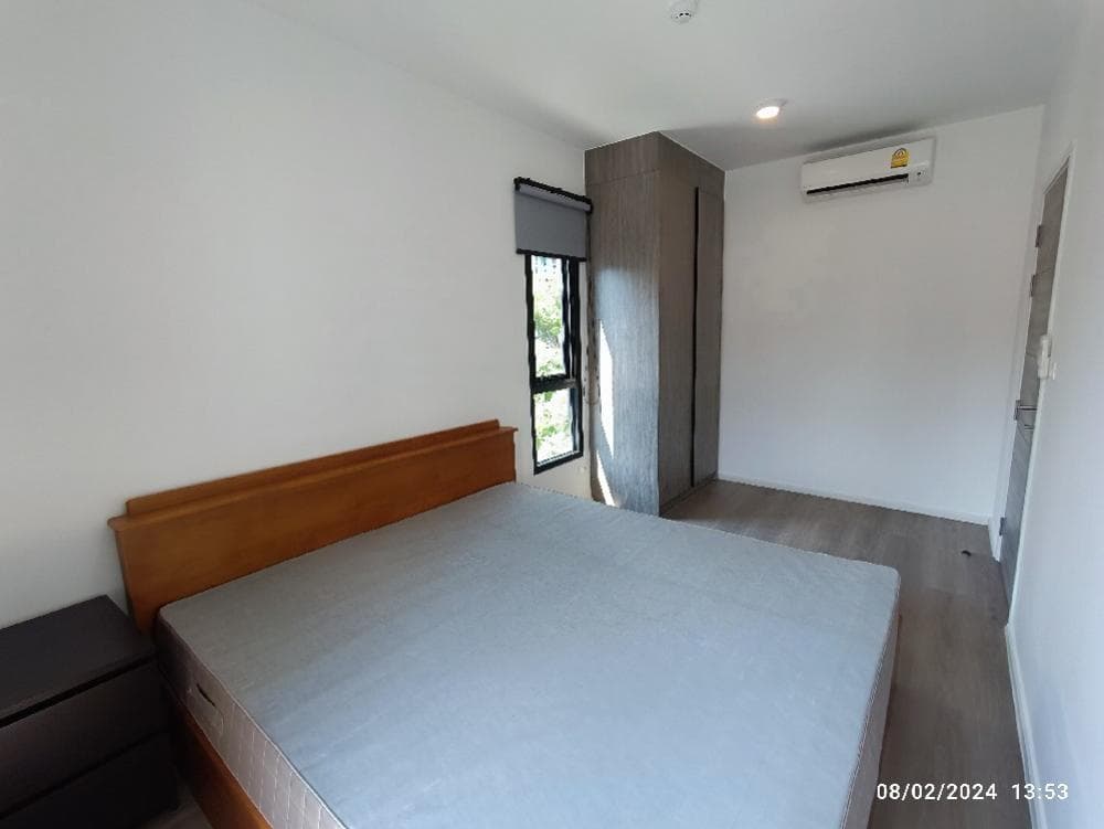 Photos