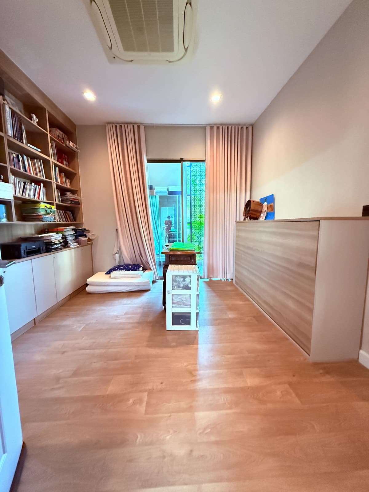 Photos