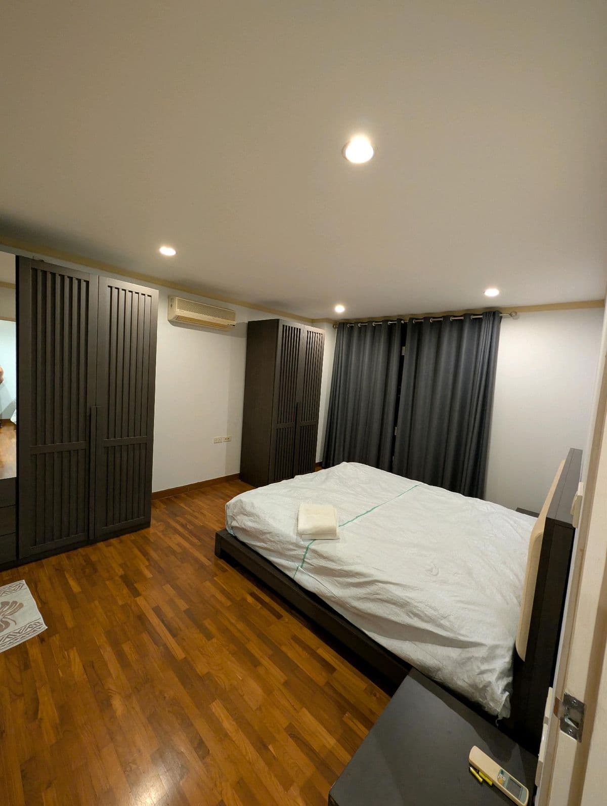 Photos