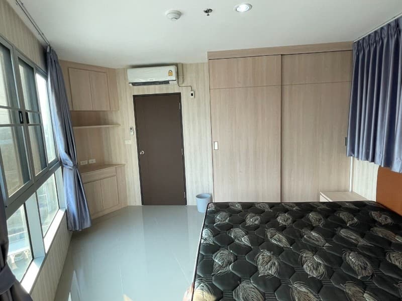 Photos