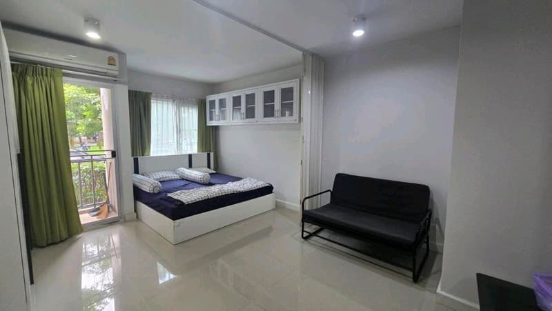 Photos